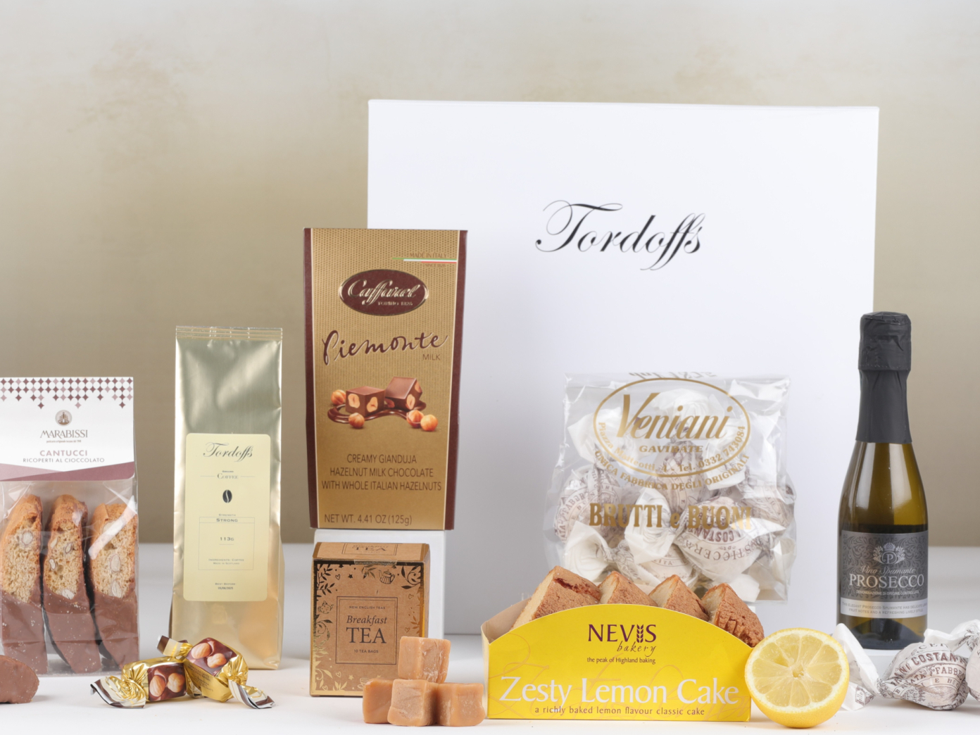 Italian Chic Tea Treats