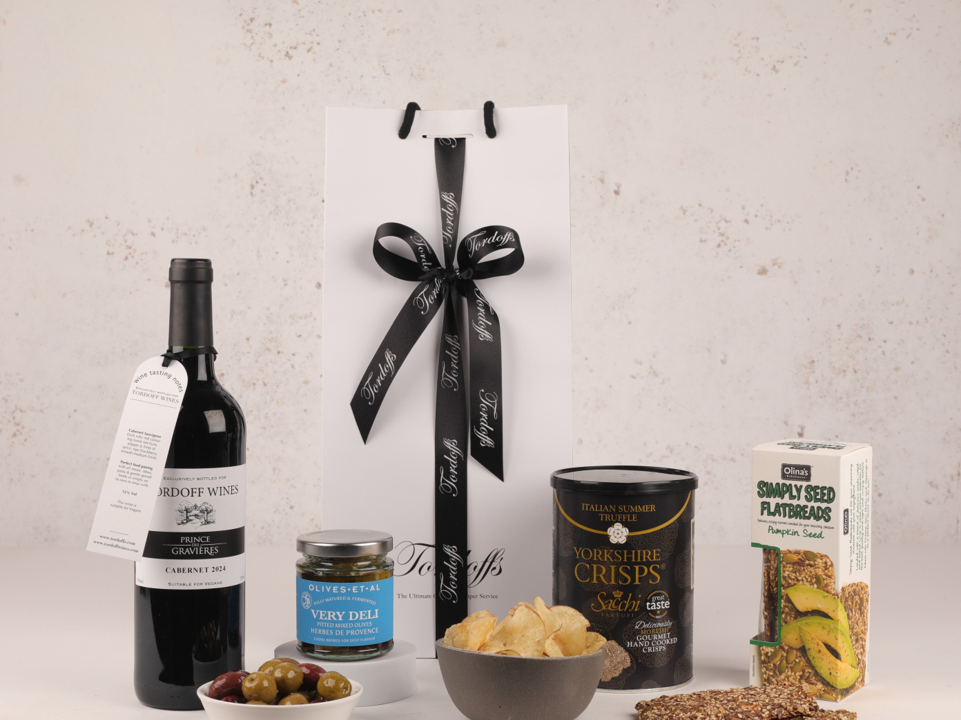 Softly Spiced Red Wine and Nibbles