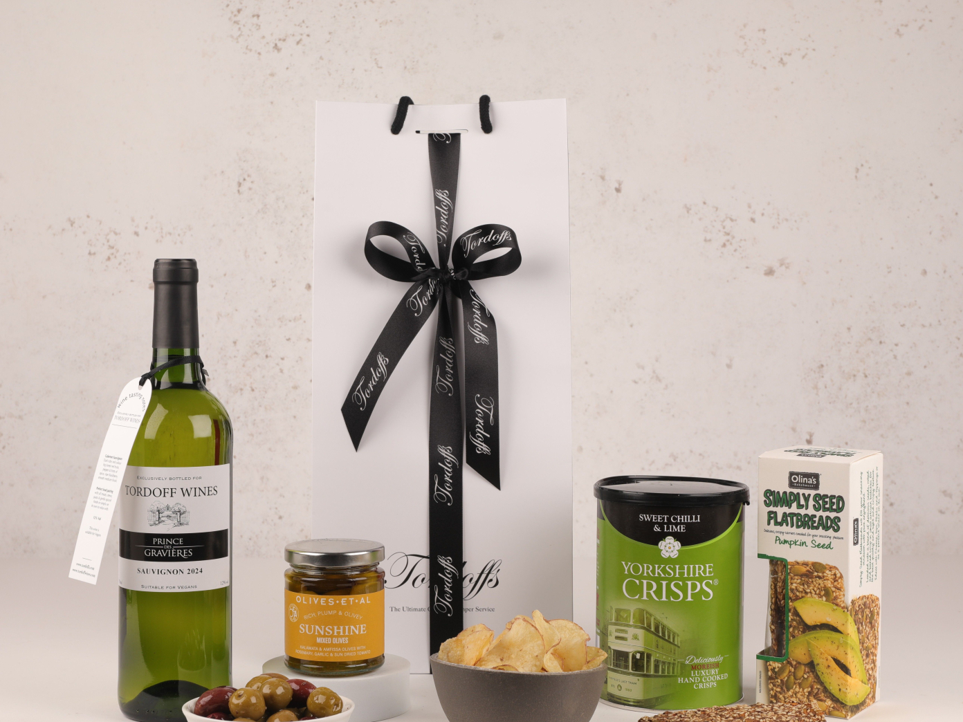 Zesty Sauvignon Blanc and Nibbles