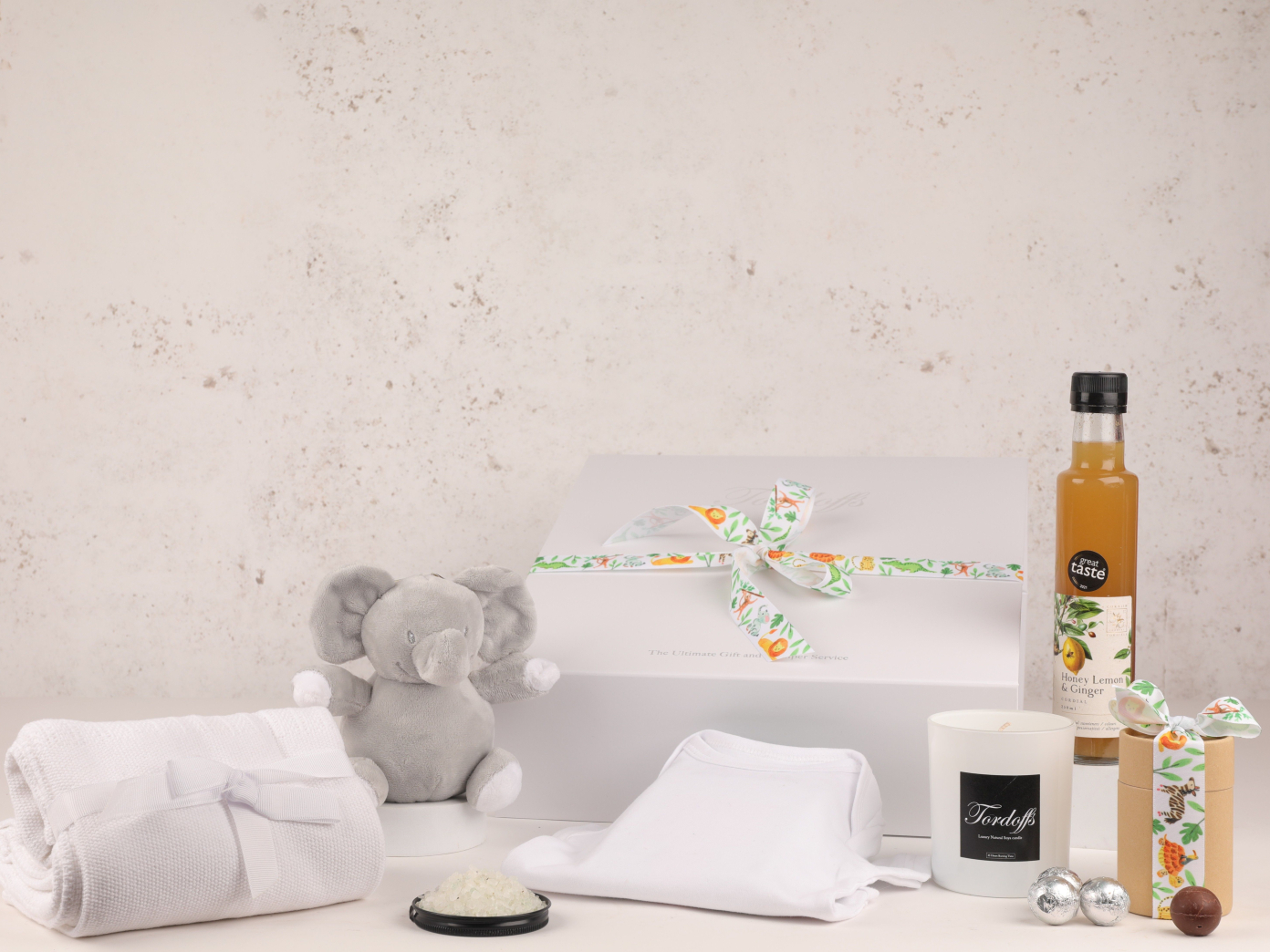 Non-alcoholic Baby Gift in a Box